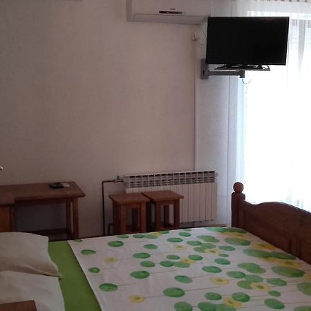 Villa Mateja Donji Okrug  Extérieur photo