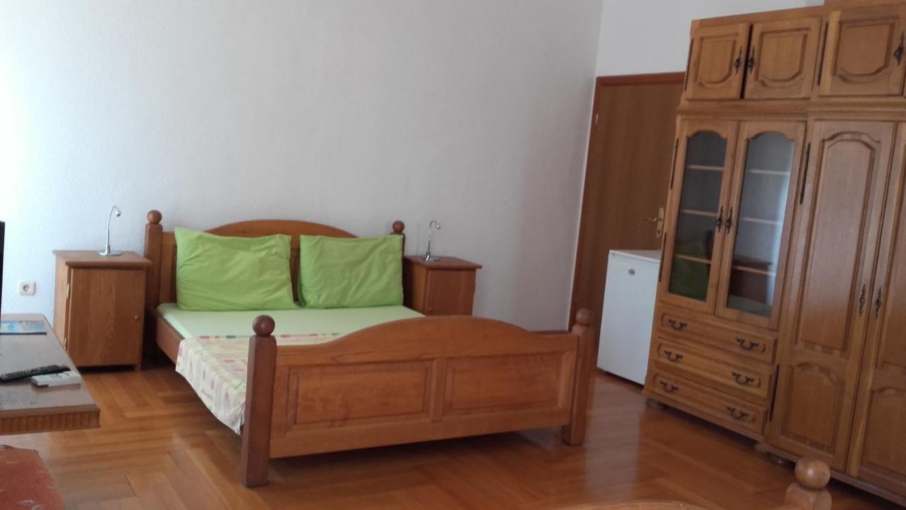 Villa Mateja Donji Okrug  Extérieur photo