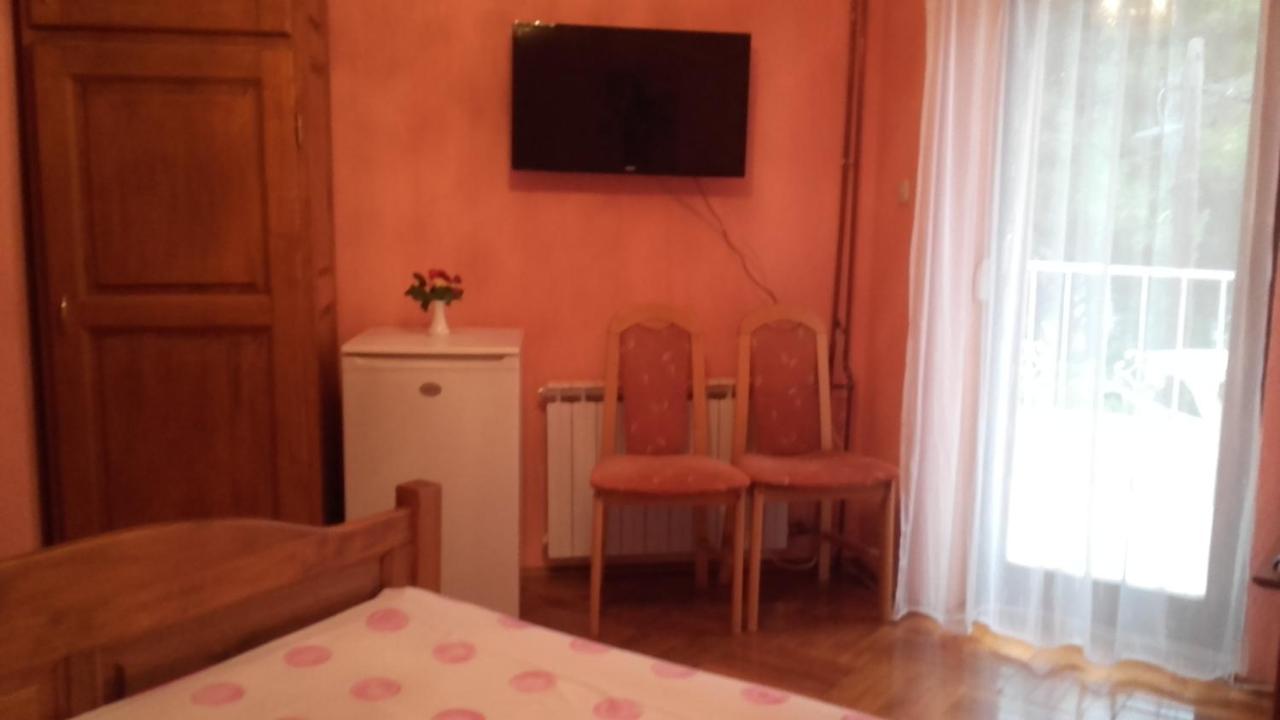 Villa Mateja Donji Okrug  Extérieur photo