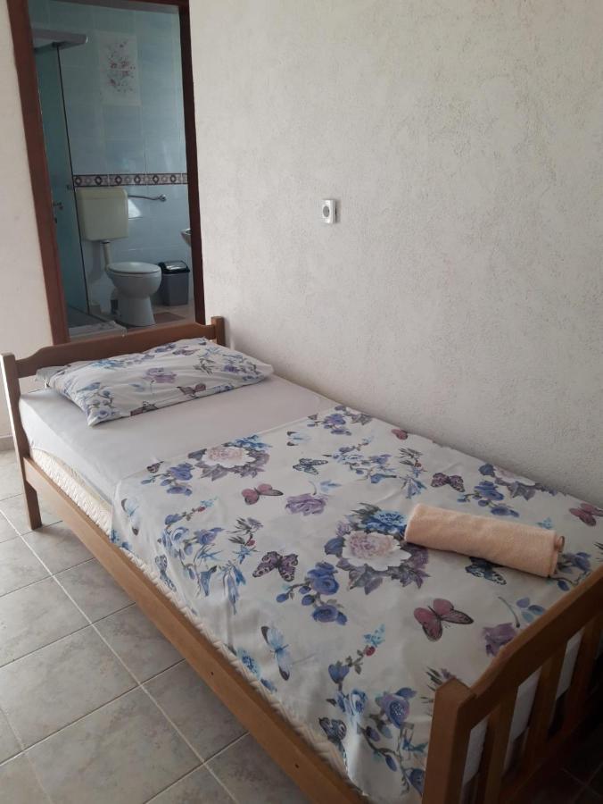 Villa Mateja Donji Okrug  Extérieur photo